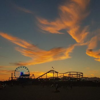 Santa Monica Pier bij zonsondergang
